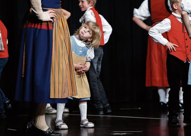 Die Kindertanzgruppe zeigt am Unterhaltungsabend ihr Können. (Bild: Stefan Kaiser (Hünenberg, 4. November 2017))