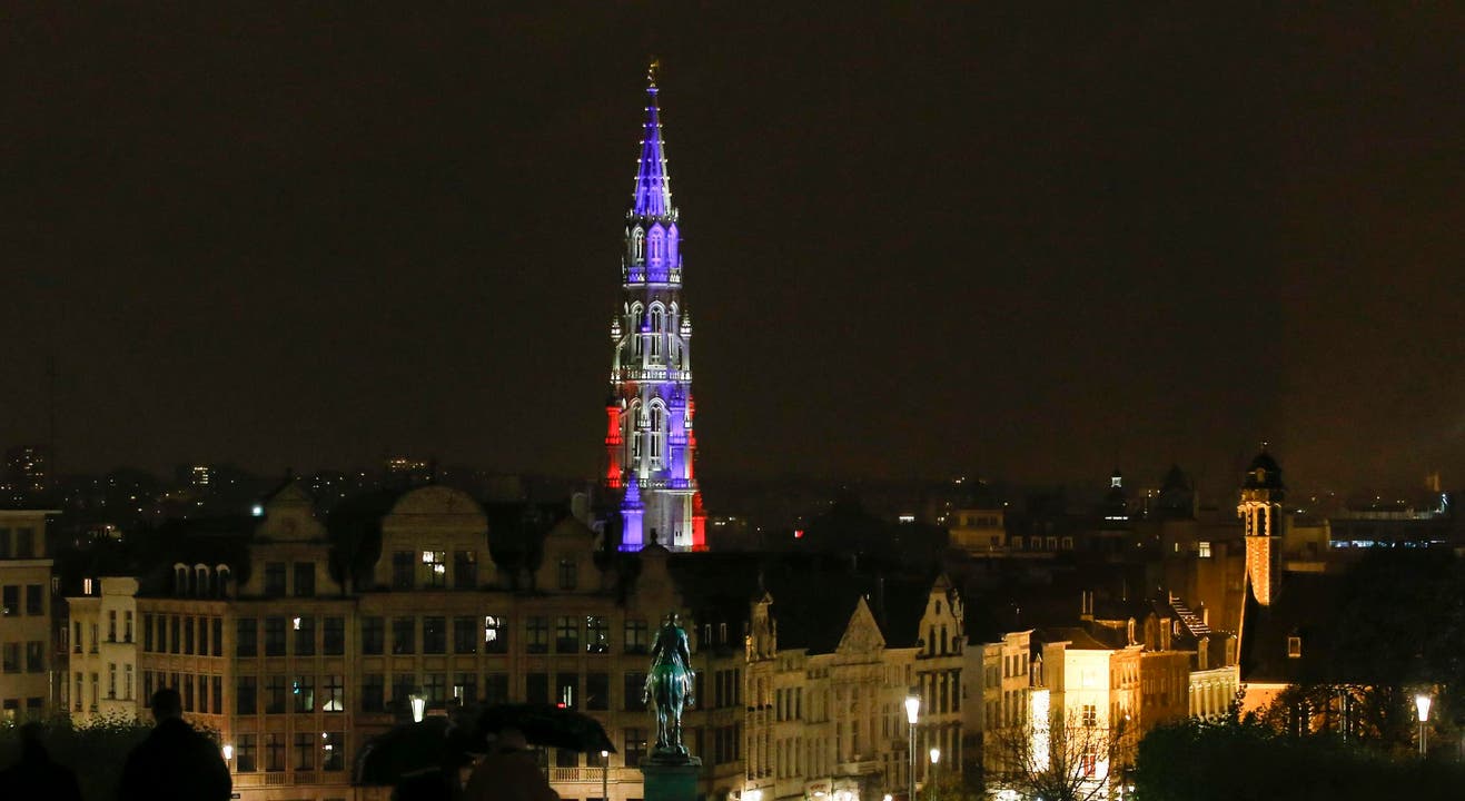 Der Turm der Stadthalle in Brüssel. (Bild: EPA/OLIVIER HOSLET)