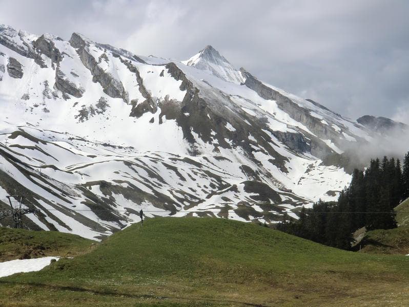 Der Sommer lässt auf sich warten. Winterliche Landschaft auf der Klewenalp. (Bild: Leserin Martina Odermatt)