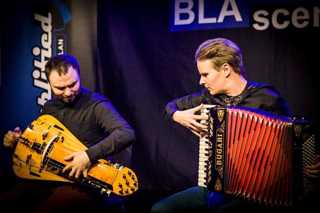 Die beiden Musiker von "Symbio" wurden 2016 als beste Folk-Newcomer Schwedens ausgezeichnet. (Bild: Erik Larsson/Facebook)