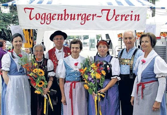 Der Toggenburger Verein mit seinen Trachten am Umzug in Zürich. (Bild: zVg.)
