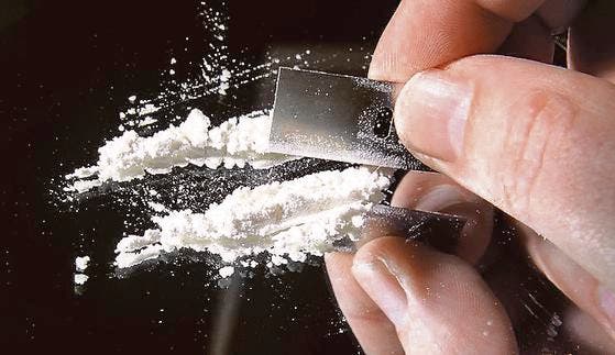 Der Beschuldigte soll Kokain an nigerianische Asylbewerber verkauft haben, die die Drogen dann weiter veräusserten. (Symbolbild: Shutterstock)