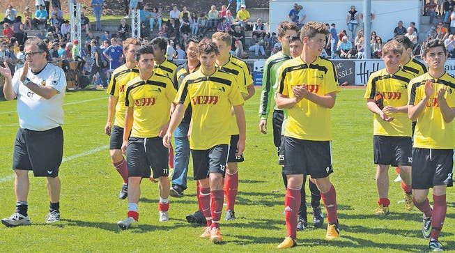 Trotz letztem Platz verlassen die Spieler des FC Altstätten U19 verstärkt die Gesa mit erhobenem Haupt. (Bild: ys)