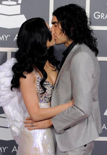 Schwer verliebt: Katy Perry und Russell Brand (Bild: Keystone)