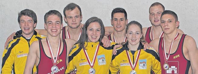 Erfolgreiches Kriessner Team mit den Schweizer Meistern (von rechts) Marc Dietsche, Philipp Hutter, Fabienne Wittenwiler und Steven Graf. (Bild: dip)