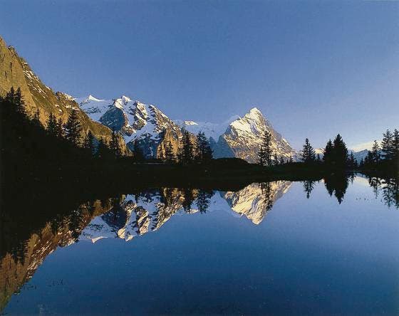 Swiss Vision - Patrick Loertscher Der Eiger spiegelt sich im Chlosterseeli (Bild: Quelle)