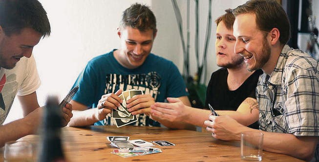 Die Erfinder und ihr Spiel: Stefan Weisskopf, Pascal Frick, Pierre Lippuner und Fabian Engeler (von links). (Bild: pd)