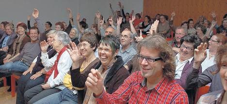 Treue Zuhörerschaft: Das Publikum kam aus dem ganzen Rheintal. (Bilder: Maya Schmid-Egert)