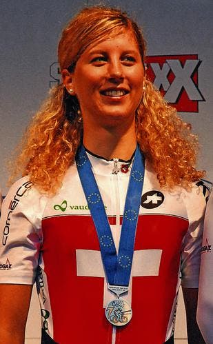 Jolanda Neff gewann mit Silber im Team Relay die einzige Rheintaler Medaille an der Heim-Europameisterschaft in Bern.