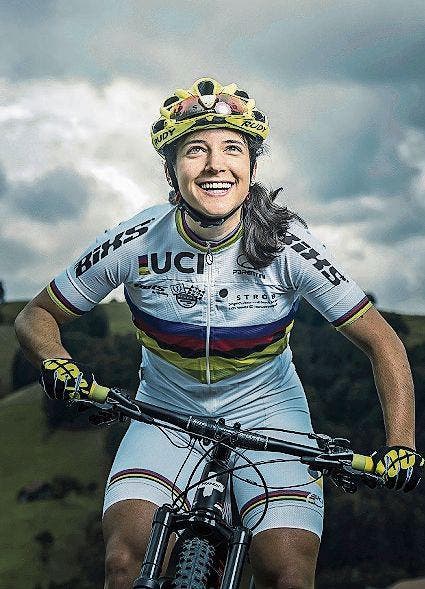 Ramona Forchini ist in der kalten Jahreszeit regelmässig auf den Langlaufski statt auf dem Bike anzutreffen. (Bild: Michel Canonica)