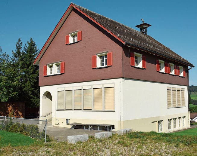 Das ehemalige Schulhaus Müselbach soll anderweitig genutzt werden. (Bild: Beat Lanzendorfer)