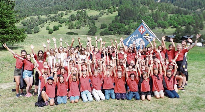 51 Mädchen vom Blauring Bütschwil erlebten zwei Lagerwochen in Obergesteln. (Bild: PD)