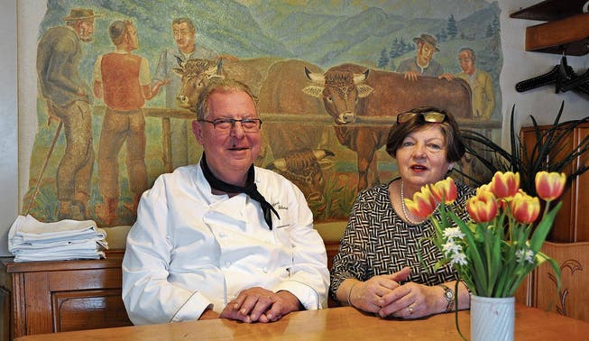Kurt und Frieda Scheiwiller führten während 38 Jahren den Landgasthof Ochsen, Sidwald, in Neu St. Johann. (Bild: Sabine Schmid)