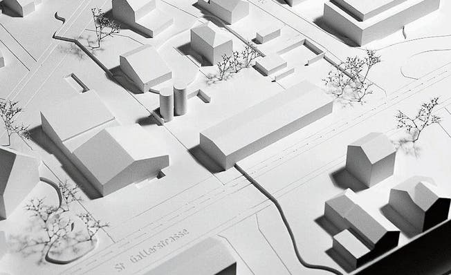 Das Modell des siegreichen Architekturbüros zeigt das längliche Werkhofgebäude, das entlang der St.-Galler-Strasse im Vordergrund neben dem Mehrzweckgebäude liegt. (Bild: PD/Lilin Architekten Sia GmbH)