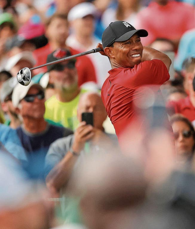 Tiger Woods: «Vor einem halben Jahr wurde noch darauf gewettet, dass ich nie mehr spielen werde.» (Bild: Mike Carlson/AP)