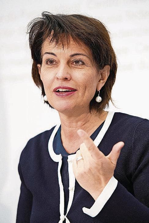 Umweltministerin Doris Leuthard. (Bild: ANTHONY ANEX (KEYSTONE))
