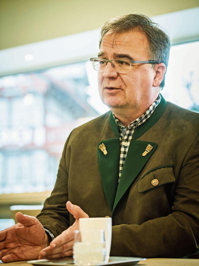Walter Schmid, Vizepräsident von Jagd Thurgau, spricht über den fehlbaren Jagdschützen von Affeltrangen. (Bild: Reto Martin)
