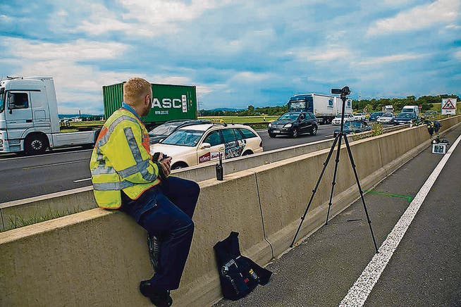 Die Unfall Gaffer Werden Gebusst