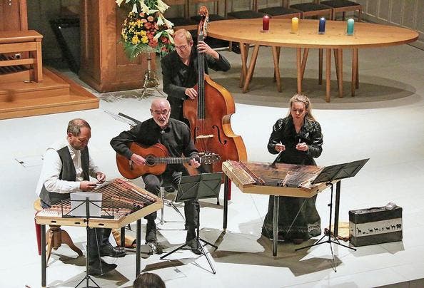 Jiddische Lieder mit Fredi Zuberbühler, Heinrich van der Wingen, Roland Christen und Andrea Kind. Bild: PD