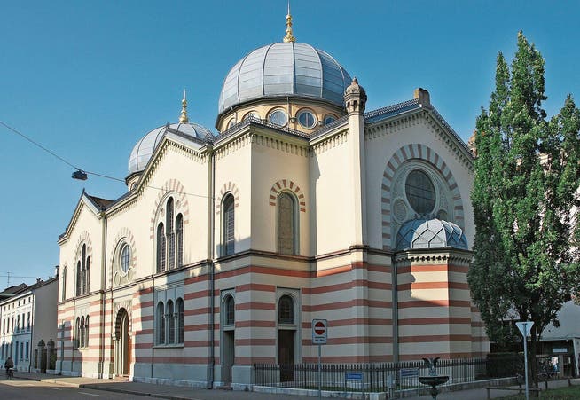 Die Synagoge in Basel: Die Israelitische Gemeinde schreibt seit Jahren rote Zahlen. (Bild: WikiMedia)