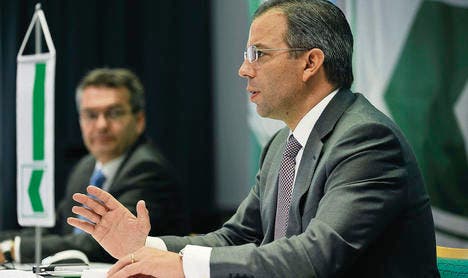 Bankratspräsident René Bock (l.) und CEO Peter Hinder präsentieren die neue Strategie der TKB. (Bild: Reto Martin)