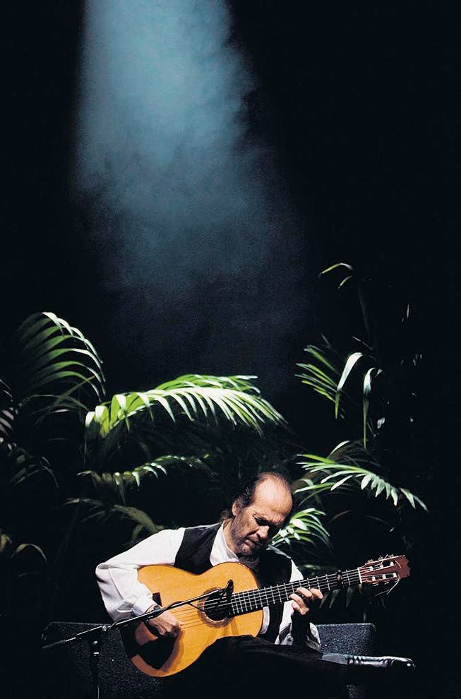 Grossmeister der Flamenco-Gitarre: Paco de Lucía. (Bild: epa/Montserrat T. Diez)