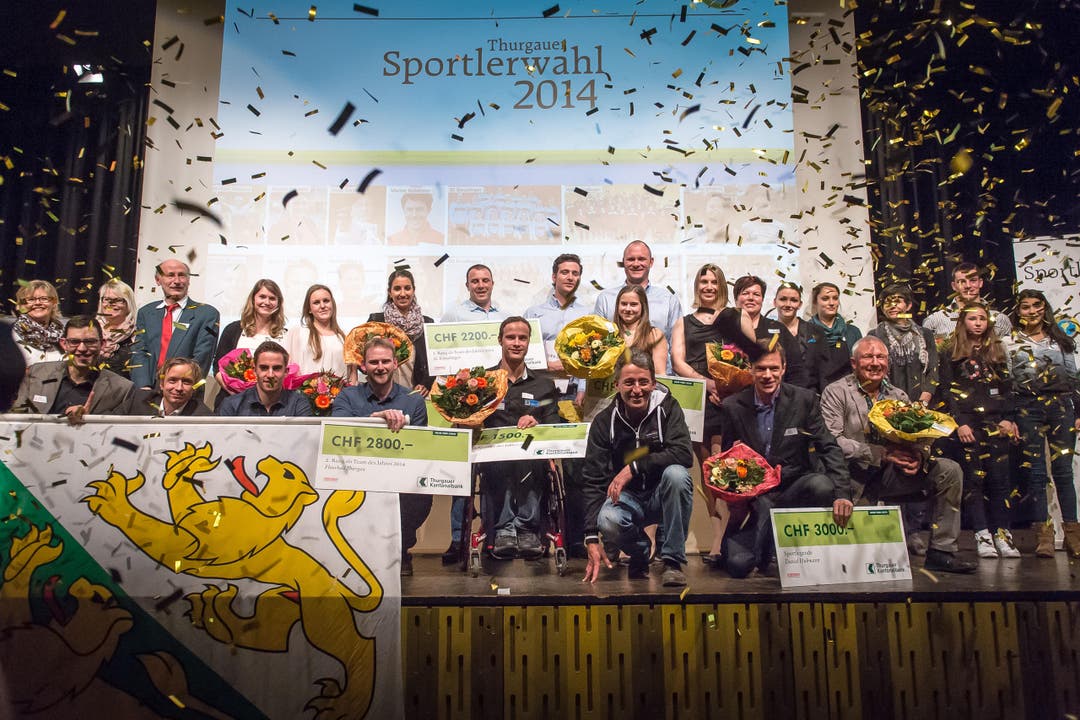 Konfetti und viel Applaus für die Besten bei der Thurgauer Sportlerwahl - der Anlass fand im Pentorama in Amriswil statt. (Bild: Michel Canonica)