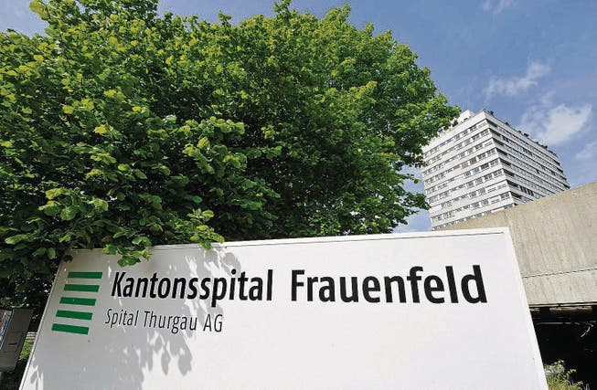 Der Spitalturm in Frauenfeld wird einem Neubau weichen. Mit dem Neubau wird die Bettenzahl erhöht. (Bild: Reto Martin)