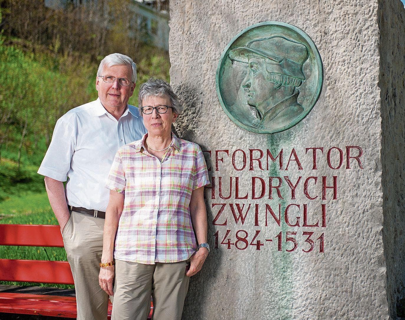 SACHBUCH: Wandern auf Zwinglis Spuren