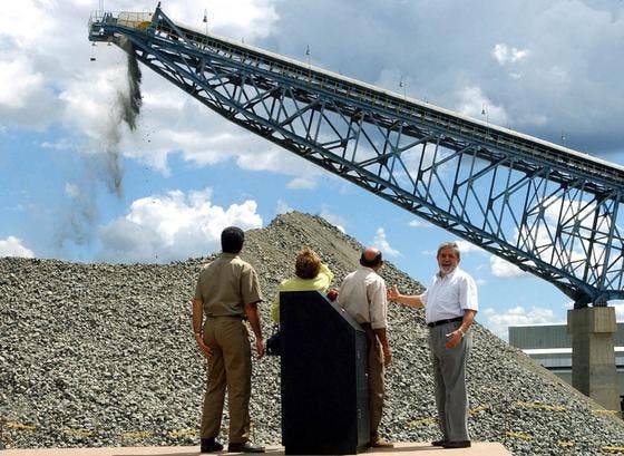 Eine Kupfermine des Konzerns Vale do Rio Doce Mining company. Der Konzern ist mitverantwortlich für die grösste Umweltkatastrophe Brasiliens. (Bild: AP/AGENCIA BRASIL)