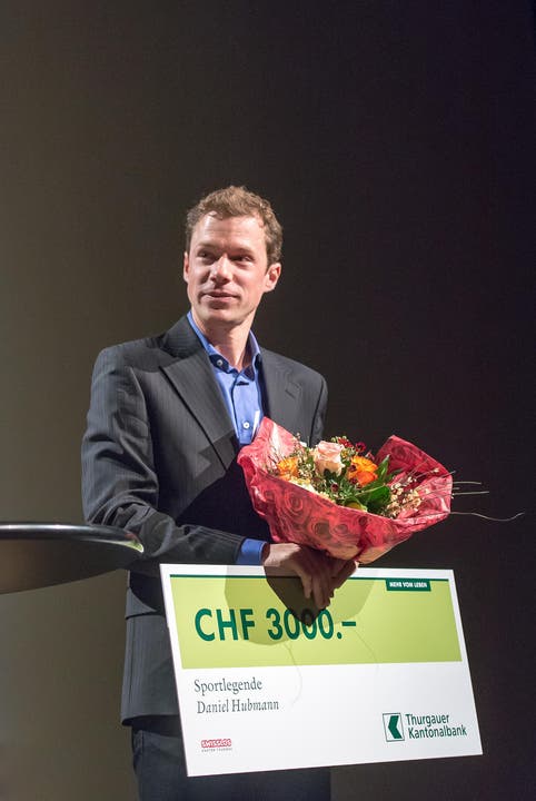Orientierungsläufer Daniel Hubmann wurde als Sportlegende geehrt. (Bild: Michel Canonica)