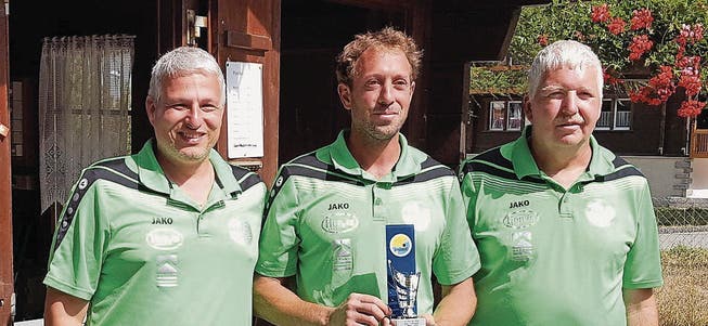 Die neuen Mannschafts-Schweizer-Meister im Pit-Pat: Buchs 1 mit Andreas Ammann, Pascal Mocaer und Hans Hardegger (von links). Bilder: pd