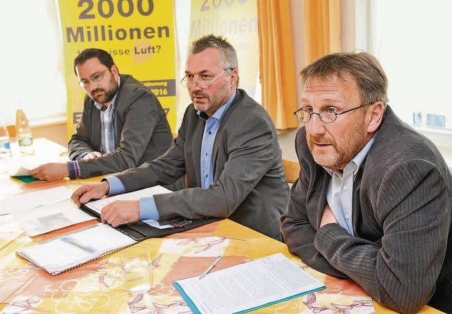 Wollen keine Landesausstellung in der Ostschweiz (von links): Vico Zahnd (SVP), Andreas Guhl (BDP) und Daniel Frischknecht (EDU). (Bild: Donato Caspari)