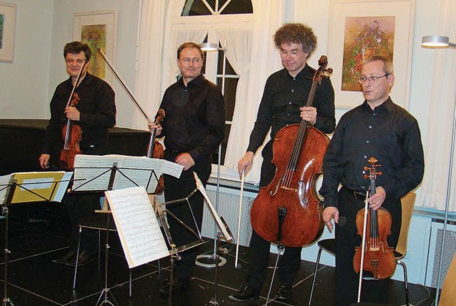Das Leipziger Streichquartett mit dem neuen Primgeiger Conrad Muck (1. v. links) begeisterte in Herisau. (Bild: FO)