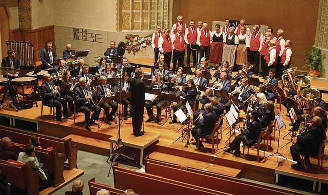 Musikverein und Jodlerclub geben ein gemeinsames Adventskonzert. (Bild: Markus Bösch)