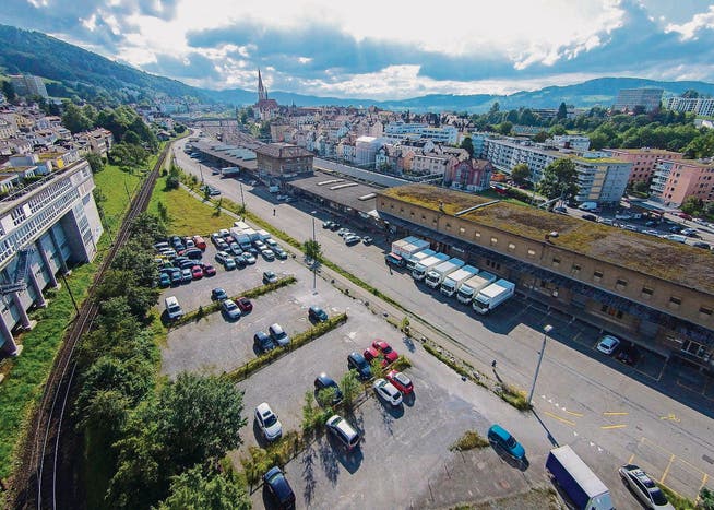 Unter dem alten Güterbahnhofareal in St. Gallen ist ein doppelstöckiger Kreisel mit Ein- und Ausfahrten geplant. (Bild: Ralph Ribi)
