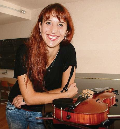 Geigerin Julia Kräuchi: «Ich wollte schon immer Musikerin werden.» (Bild: Christa Kamm-Sager)