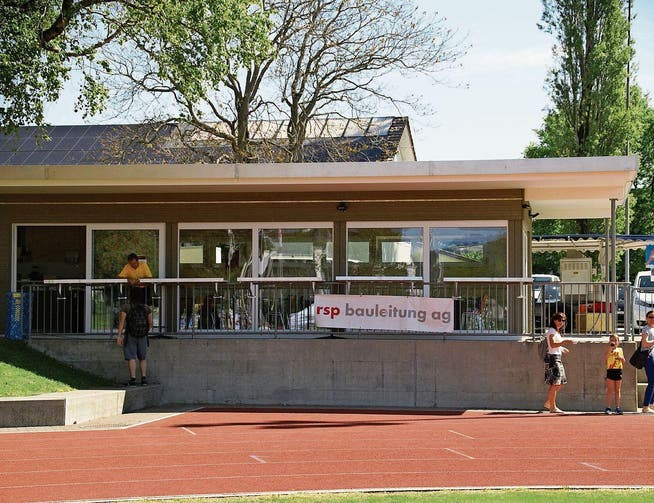 Der neue Pavillon auf dem Sportplatz Ebnet. (Bild: GR)