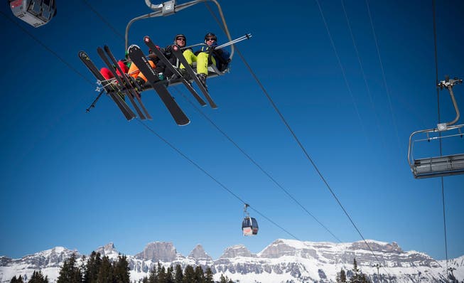 In den nächsten Wochen fahren ein paar tausend Thurgauer Schüler ins Skilager: Skigebiet Flumserberg. (Bild: Keystone/Gian Ehrenzeller)