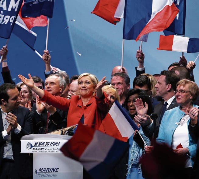 Ist das noch rechtsextrem? Marine Le Pen an einer Wahlkampfveranstaltung in Lille. (Bild: Jean Catuffe/Getty (26. März 2017))