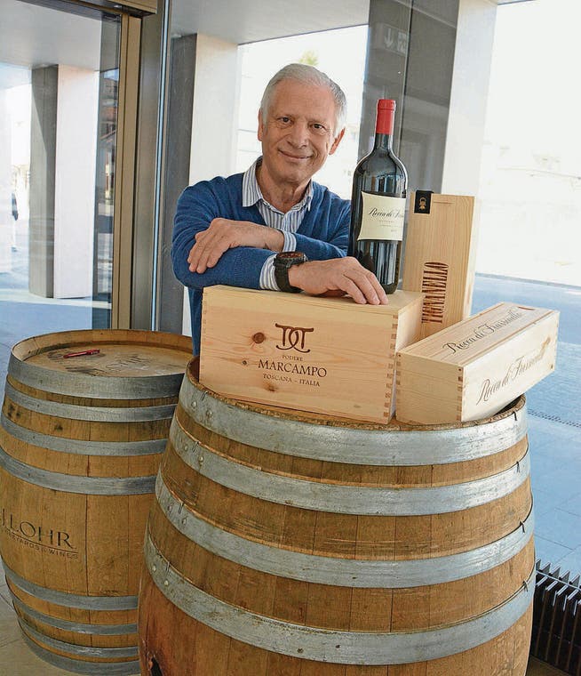 Die Gelegenheit eines neuen «Winestores» wollte sich Pino Campanile nicht entgehen lassen. (Bilder: ker)