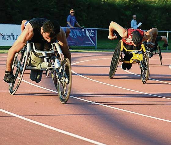 Regelmässig brechen Rollstuhlsportler auf der Rundbahn Weltrekorde. (Bild: Max Eichenberger)