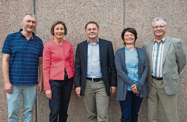 Die «Who is who 2015»-Jury: Rolf Müller, Rita Wenger, David Angst, Brigitte Kaufmann-Arn und Bernhard Koch. (Bild: Andrea Stalder)