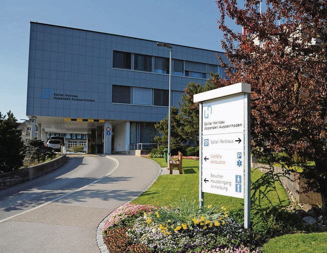 2015 schrieb der Spitalverbund AR einen Verlust von 9,7 Millionen Franken: Nun fordert der Kantonsrat Gegenmassnahmen. (Bild: mge)