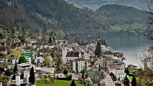 Blick über die Gemeinde Vitznau. (Bild: Pius Amrein, 7. April 2014)