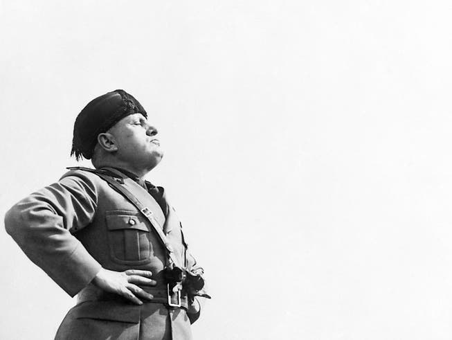 Der historische Diktator Benito Mussolini im April 1936 in Aprilia, nordwestlich von Rom. (Bild: KEYSTONE/AP)