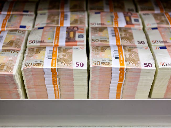 Deutschland hat an den Milliardenhilfen für Griechenland kräftig verdient: Das Land hat seit 2010 insgesamt mindestens 2,9 Milliarden Euro an Zinsgewinnen kassiert. (Bild: KEYSTONE/MARTIN RUETSCHI)