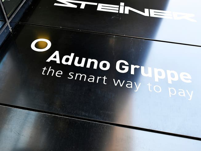 Bei der Aduno-Gruppe übernimmt mit Max Schönholzer im September ein neuer Chef. (Bild: KEYSTONE/WALTER BIERI)
