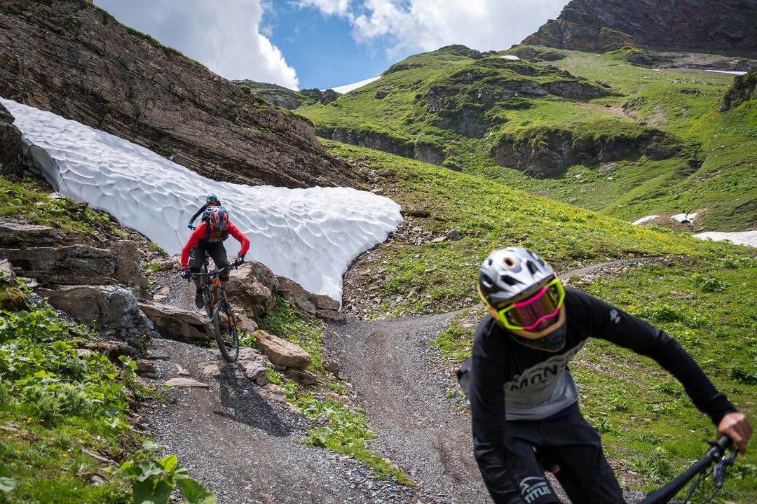 Der Jochpass-Trail ist so gebaut, dass auch weniger geübte Mountain-Biker ihren Spass haben.