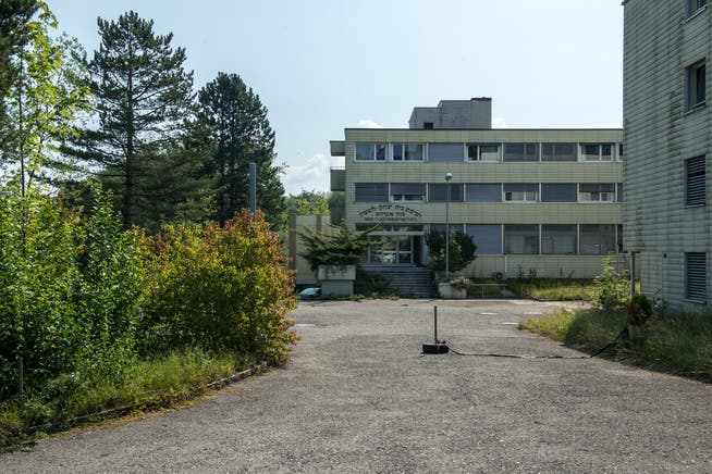Die ehemalige Talmud-Schule an der Sackweidstrasse in Kriens. ((Bild: Dominik Wunderli (Kriens, 25. Juli 2018))